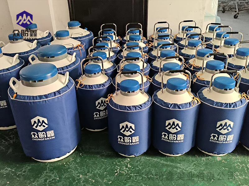 液氮罐盖塞对保温及性能的影响