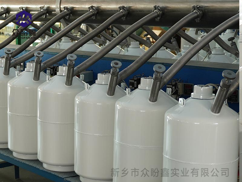 液氮罐和杜瓦瓶怎么区分?看完不再选错设备
